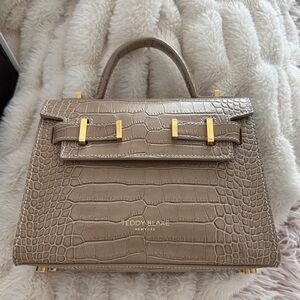 New York Croc-Embossed Tan Handbag